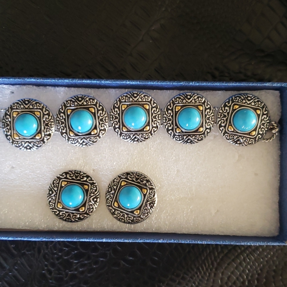 Teal bracelet and earrings set